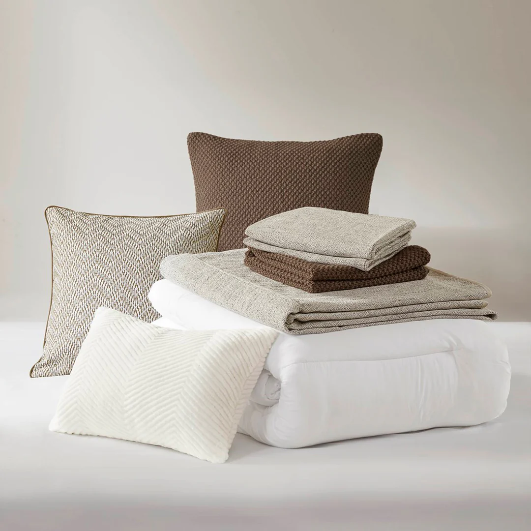 Chapman Comforter Set - Image 3