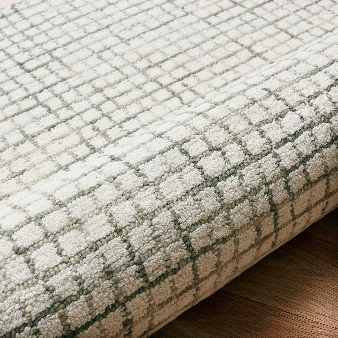 Criss Cross Silver Rug - Image 5