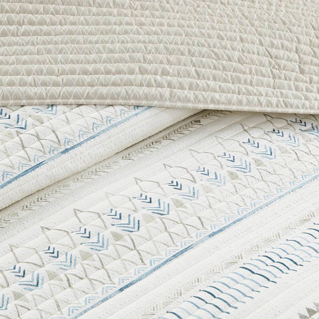 Fraser Quilt Set - Image 6