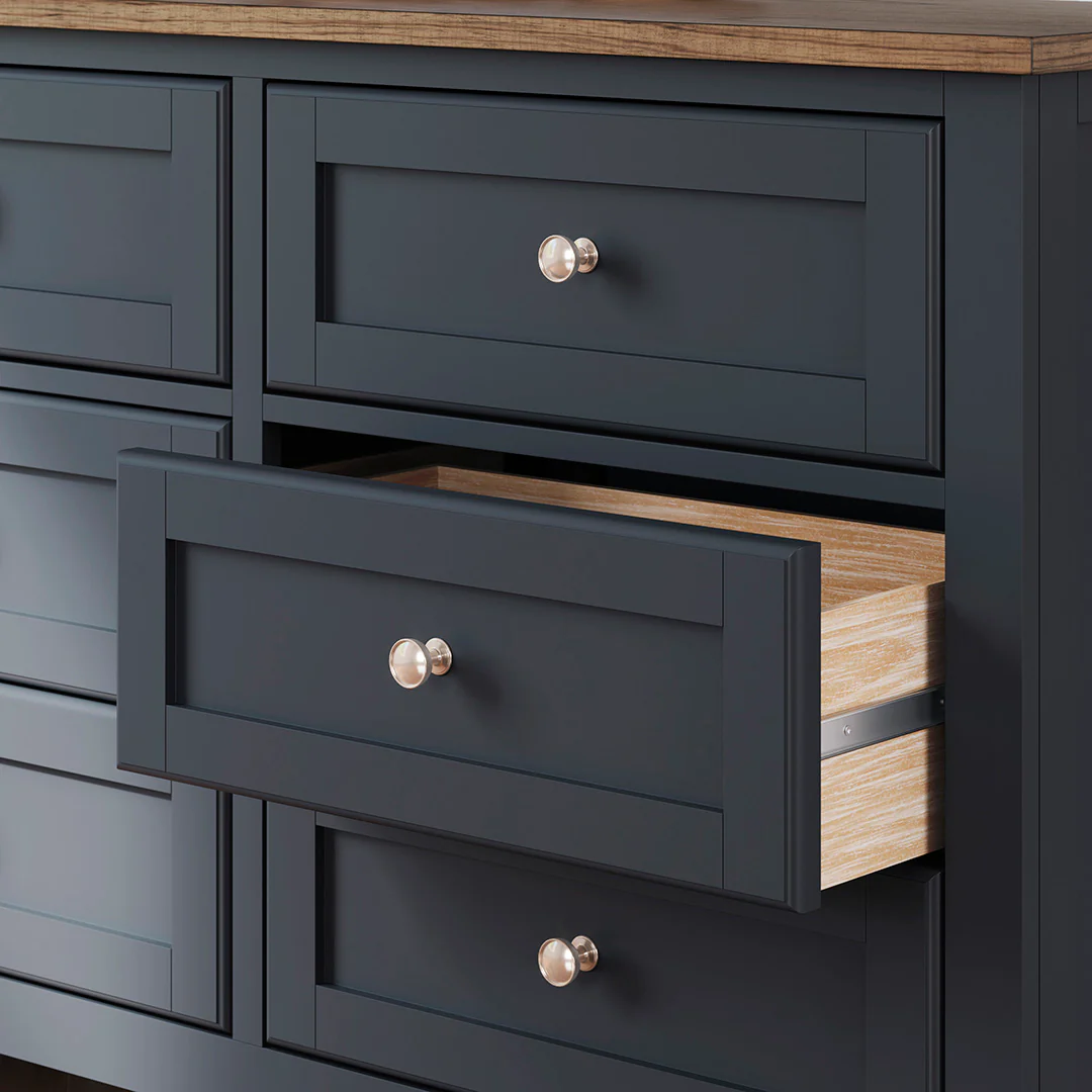 Landocken Dresser - Image 7