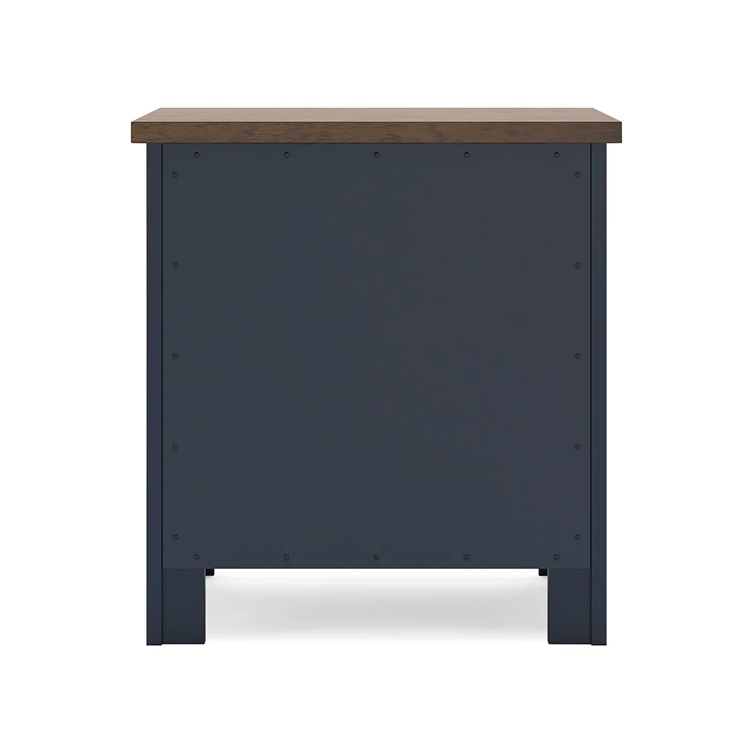 Landocken Nightstand - Image 6