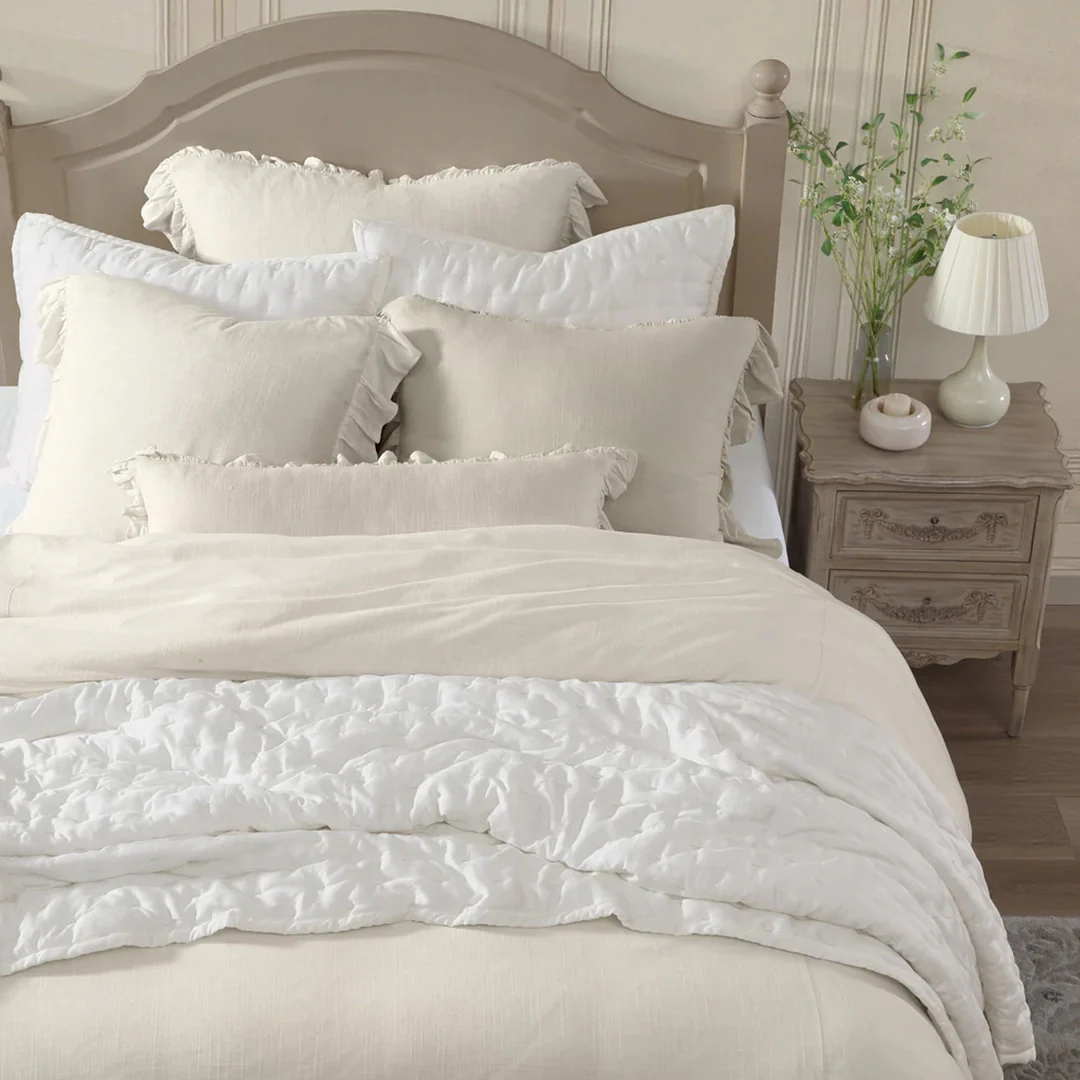 Lily Comforter Set - Image 3