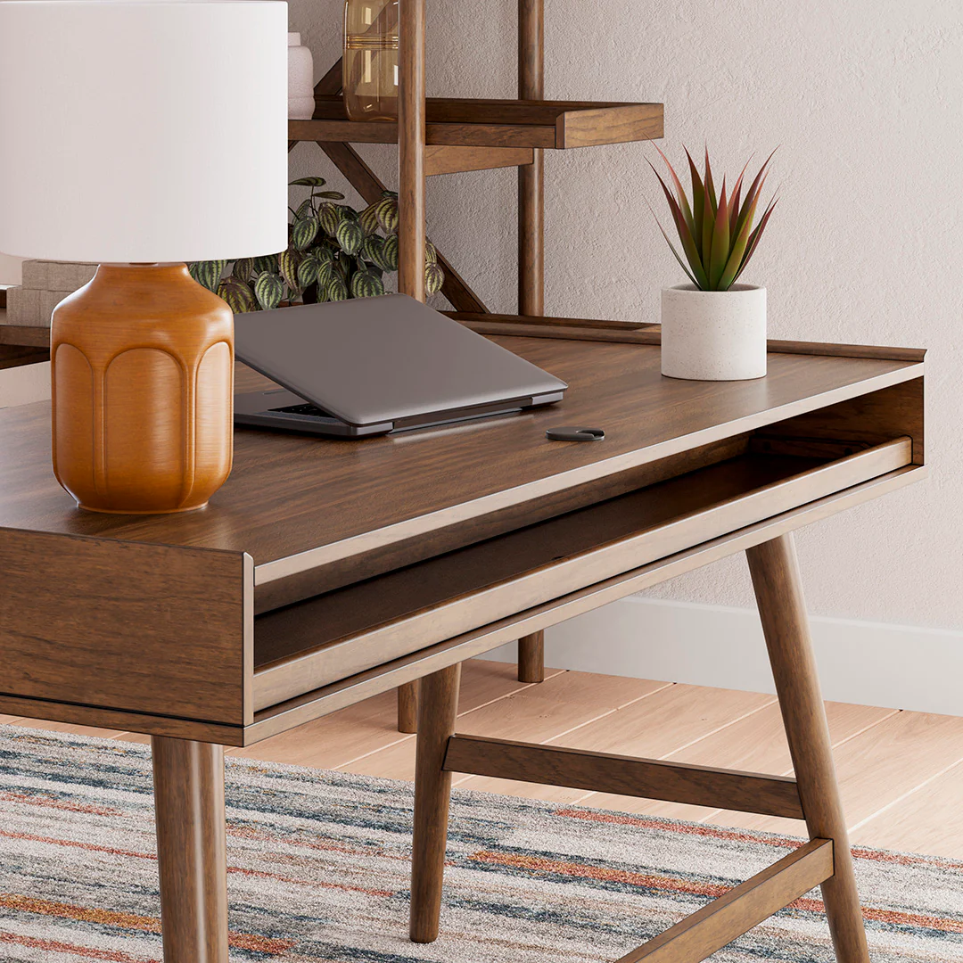 Lyncott Desk - Image 9