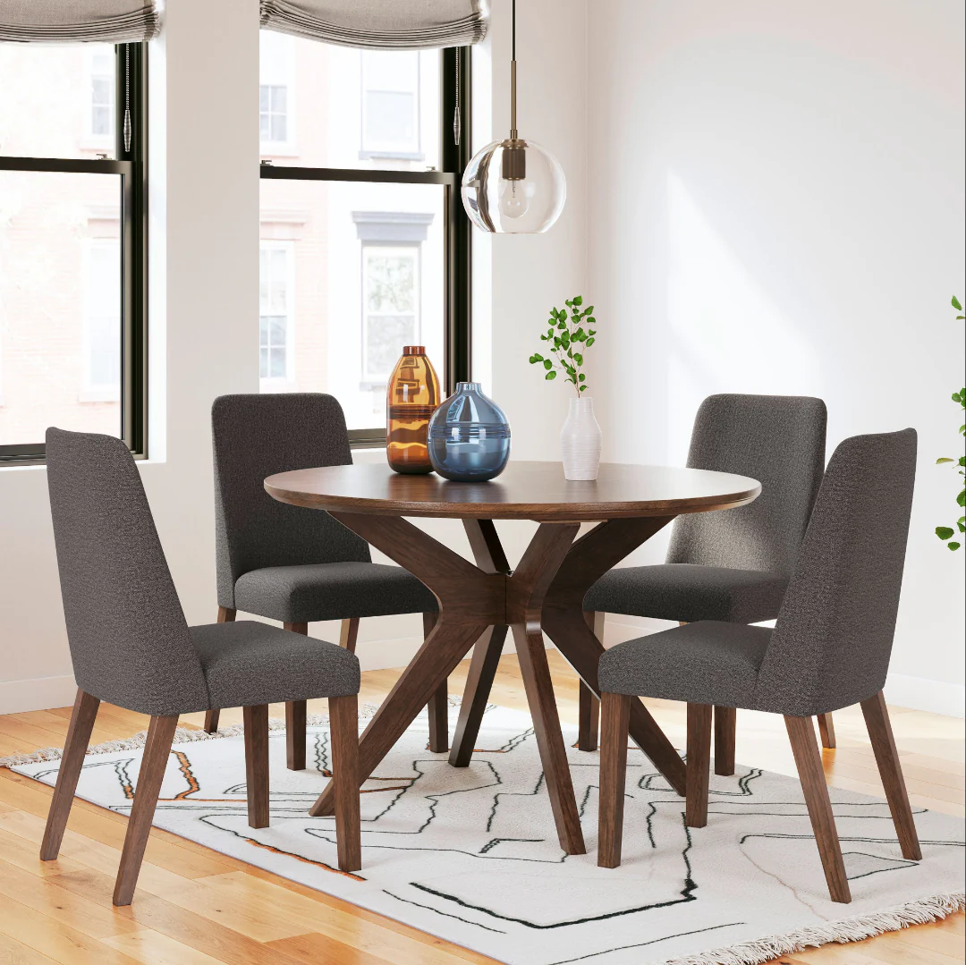 Lyncott Dining Set - Image 17