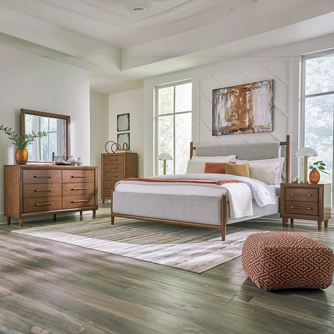 Lyncott Upholstered Bed - Image 9