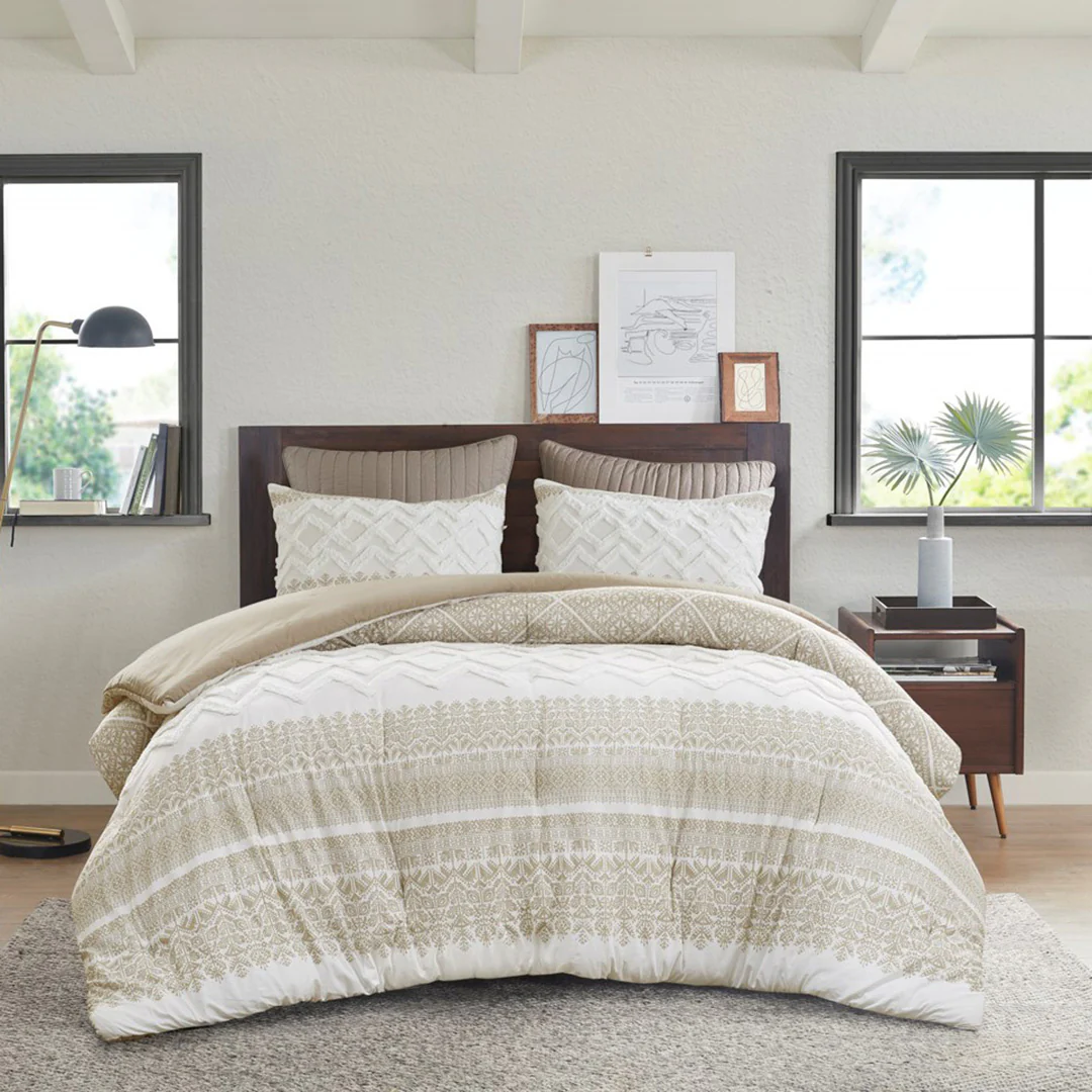 Mila Comforter Set - Image 2