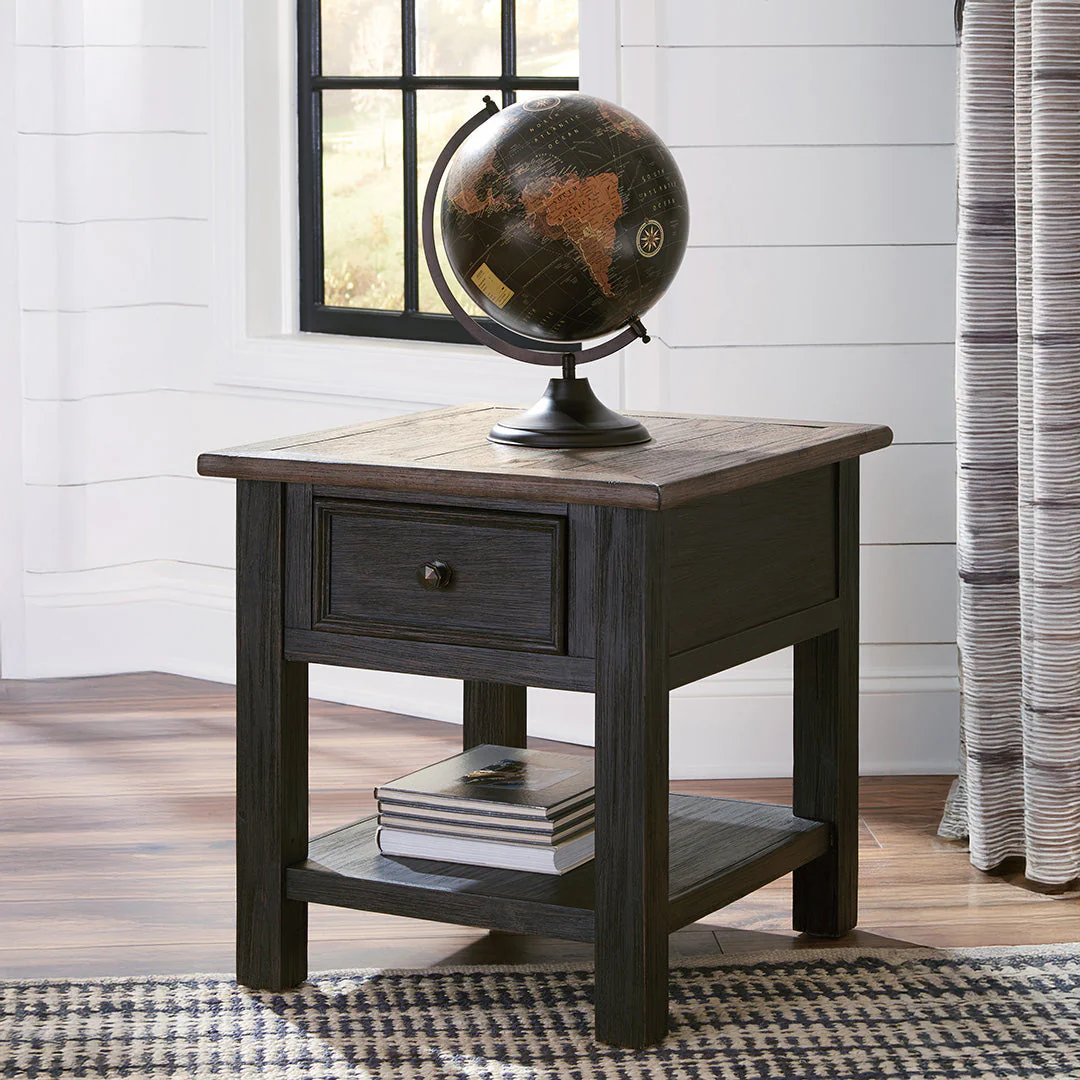 Tyler Creek End Table - Image 3