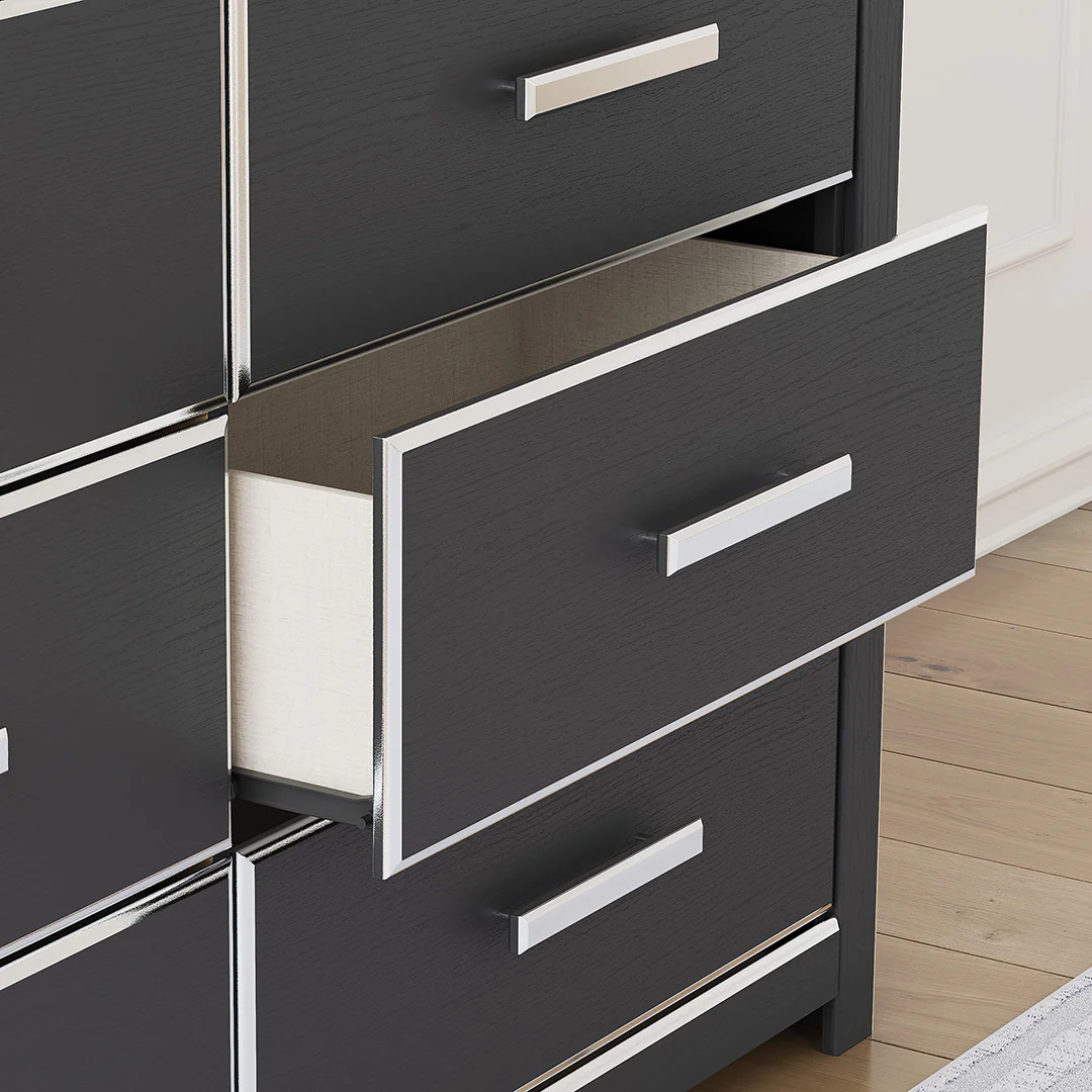 Zuraleus Dresser and Mirror - Image 3